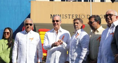 Abinader entrega nuevas maquinarias para modernizar Agricultura y reducir mano de obra extranjera