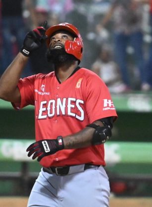 Escogido y Toros ganan los partidos de este domingo; un juego se pospone por lluvias