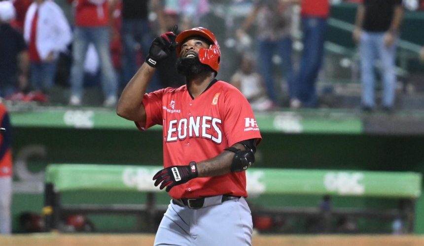 Escogido y Toros ganan los partidos de este domingo; un juego se pospone por lluvias