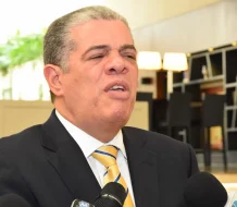 Amarante Baret exige al Gobierno pagar a la población los daños del apagón nacional