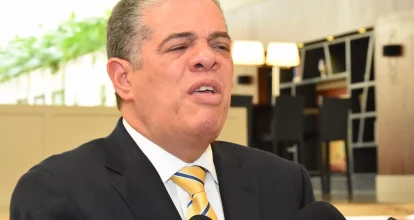 Amarante Baret exige al Gobierno pagar a la población los daños del apagón nacional