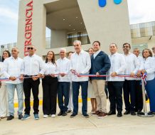 Presidente Abinader y Ministro Bonilla inauguranHospital  Regional Universitario Dr. Ángel María Gatón de San Francisco de Macorís 