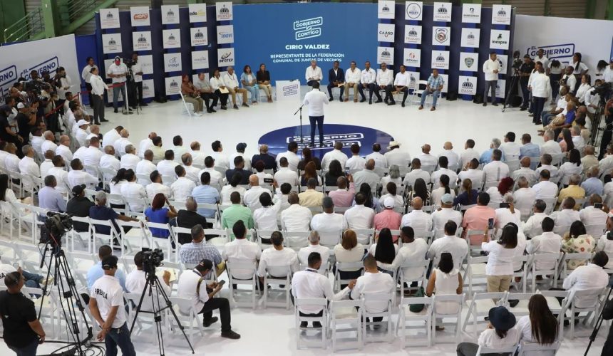 Abinader anuncia soluciones a problemas de alcantarillado, agua potable y electricidad en Higüey