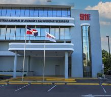 911 coordina asistencia de incendio de establecimiento comercial del DN