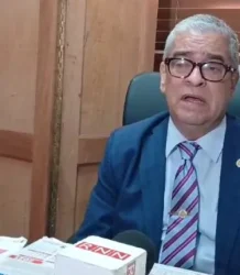 Vicepresidente del CMD exige cambios y denuncia crisis salarial en el sector médico