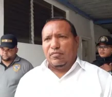 Aplazan por segunda vez coerción contra hombre grabado ofreciendo dinero por menor