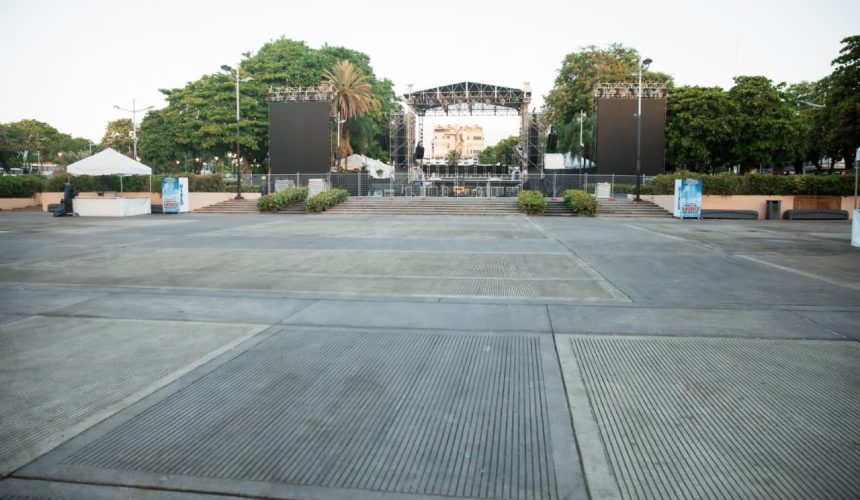 Alcaldía del DN deja en total limpieza parque y entorno tras concierto de Rauw Alejandro