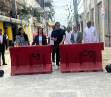 Ministro Collado reabre más calles en Ciudad Colonial y presenta obras de monasterio de San Francisco.