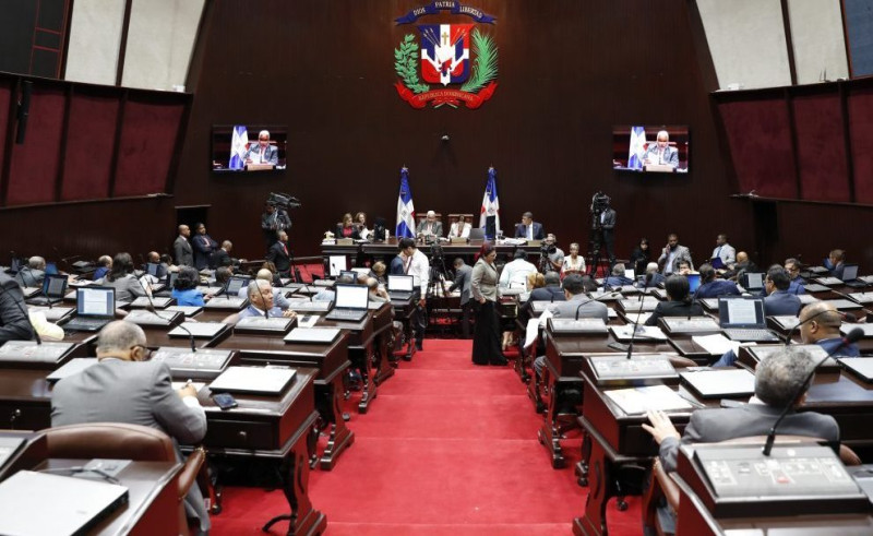 Diputados aprueban en tiempo récord emisión de deuda pública por más de RD$401 mil millones