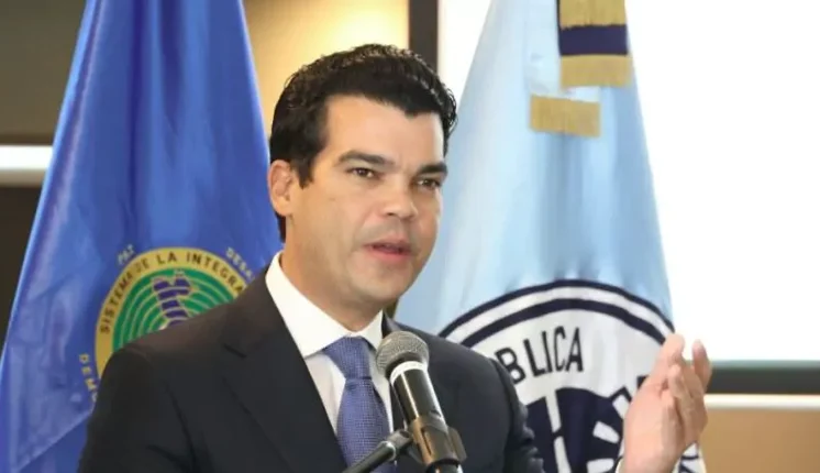 Wellington Arnaud dice actuación de Abinader en caso SeNaSa marca precedente histórico contra la corrupción