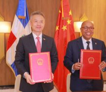 China entrega equipamiento tecnológico a la Cámara de Diputados