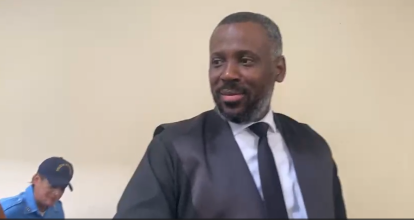 Wilson Camacho acude al tribunal para audiencia de medida de coerción por el caso SeNaSa