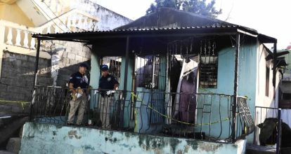 Fallece niño en SDO tras incendiarse vivienda cuando supuestamente jugaba con un encendedor