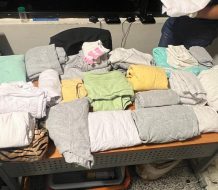 Arrestan ciudadanos francés en el AILA transportando supuesta cocaína en prendas de vestir