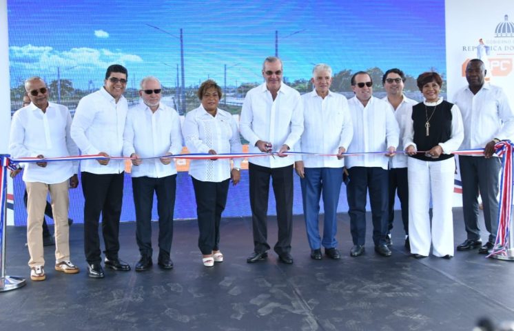 Abinader inaugura tramo III de la Avenida Ecológica para mejorar movilidad