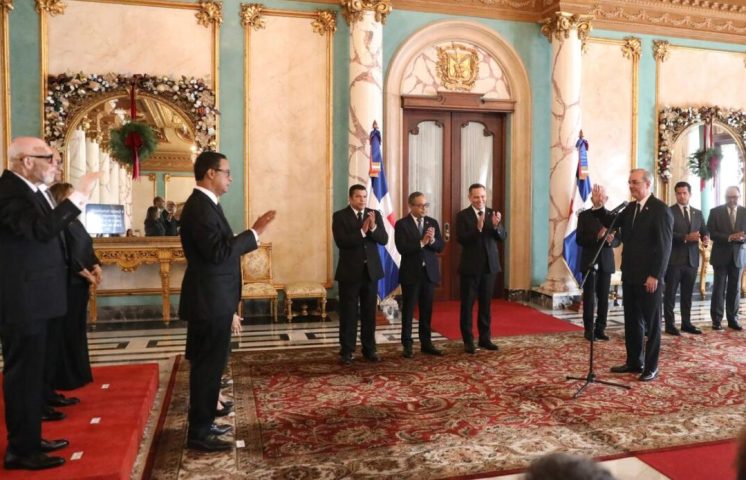 Abinader juramenta los cinco nuevos jueces de la Suprema Corte de Justicia