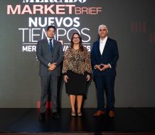 Reconocen a Grupo Universal en el Mercado de Valores Summit 2025