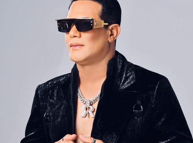 Raulín Rodríguez listo para su “Christmas Concert” en Blue Mall