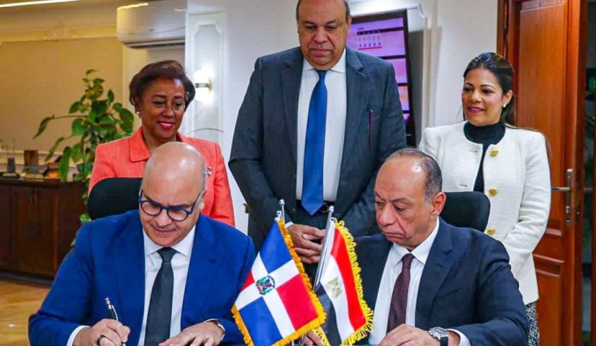 RD y Egipto firman acuerdo académico para el desarrollo de la Aviación Civil Internacional