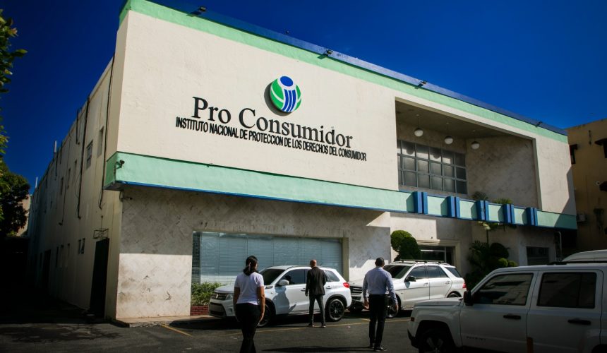 Pro Consumidor sancionará a comercio involucrado en uso irregular de tarjetas del Bono Navideño