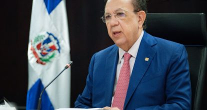 Héctor Valdez Albizu destaca la solidez financiera y el liderazgo de Banreservas