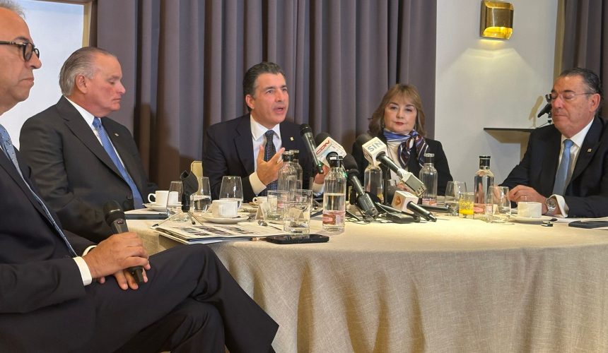 Banco Popular reafirma su liderazgo turístico en FITUR 2026 con una cartera de inversión de US$2,200 millones