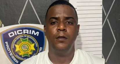 Policía detiene hombre con 24 órdenes de arresto en Santo Domingo Oeste