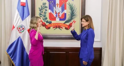 Gloria Reyes es juramentada como nueva ministra de la Mujer