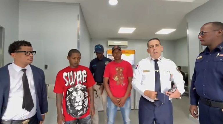 Se entrega “Alex Veje”, buscado por muerte de mujer en Villa Mella