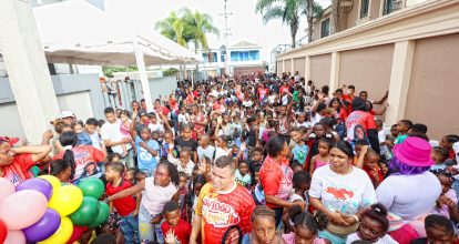 Diputada Leyvi Bautista celebra el Día de Reyes con entrega de juguetes en SDO