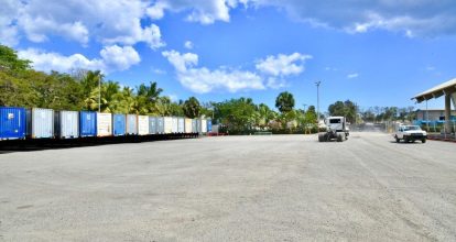 Empresa logística informa fallecimiento de conductor de camión tras caer al río Ozama