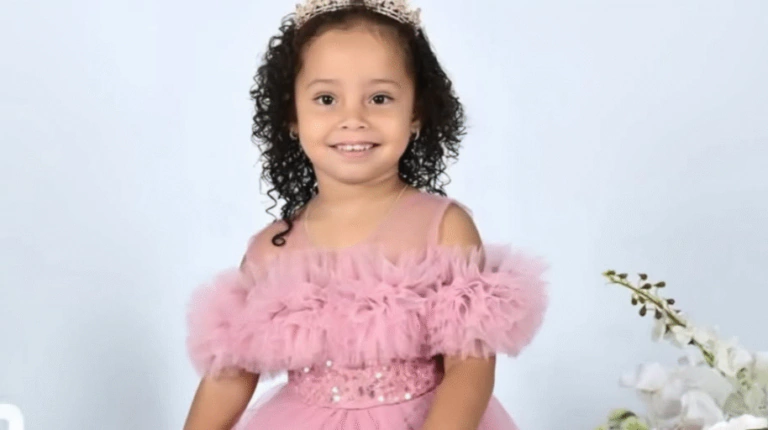 Autoridades investigan a cinco personas por la desaparición de niña en Puerto Plata