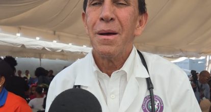 Cientos de niños reciben juguetes de Fundaciones Cruz Jiminián y Lama