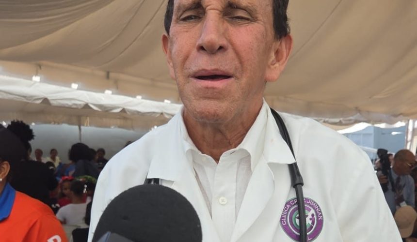 Cientos de niños reciben juguetes de Fundaciones Cruz Jiminián y Lama