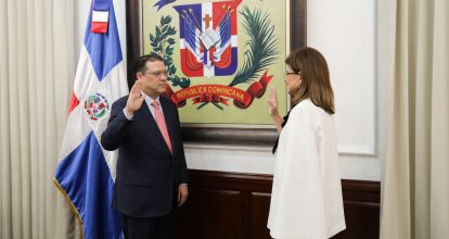 Raquel Peña deja juramentado a Eduardo Sanz Lovatón como ministro de Industria, Comercio y Mipymes
