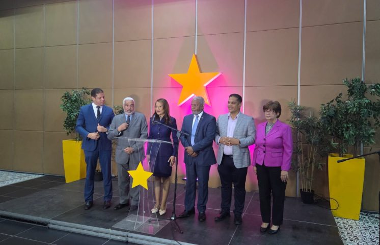 PLD denuncia fusión en Educación busca reducir 4% PIB; tilda medida de “inaceptable”