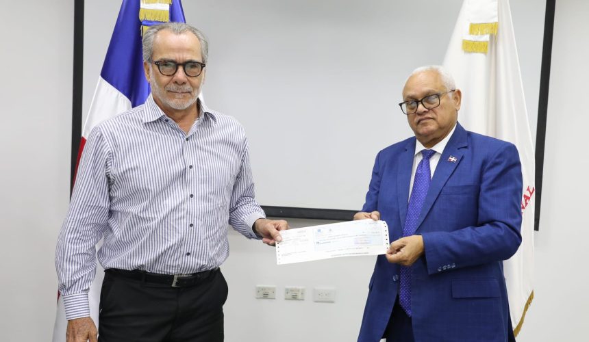 Tesorería paga RD$104 millones a pequeños productores por deudas de Inespre