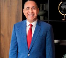 Nelson Arroyo es designado en Aduanas, Yayo Sanz en Industria y Comercio y Ito Bisonó va al MIVED