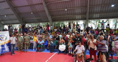 Ministerio de Defensa reafirma compromiso social con pensionados en Villa Altagracia