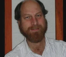 Astrofísico estadounidense asesinado a tiros en la puerta de su casa