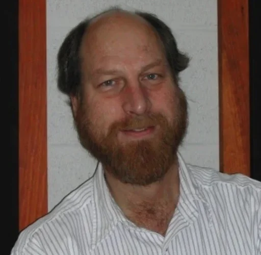 Astrofísico estadounidense asesinado a tiros en la puerta de su casa