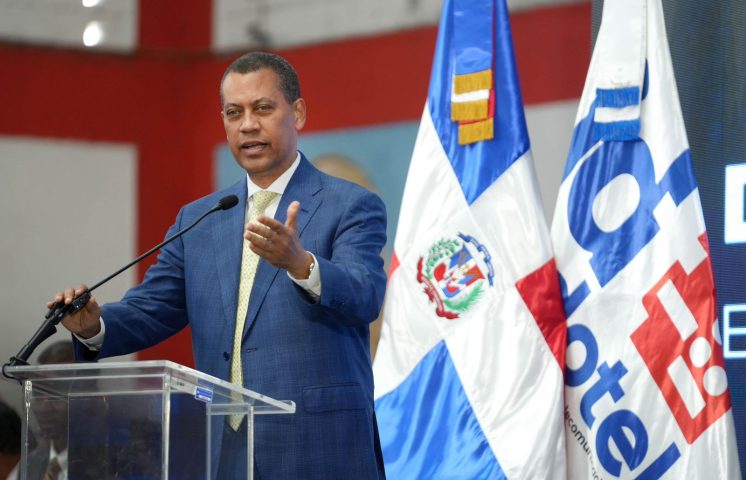 Indotel lanza proyecto Canasta Digital Social 3.0; beneficiará a 5,000 personas
