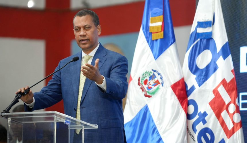 Indotel lanza proyecto Canasta Digital Social 3.0; beneficiará a 5,000 personas