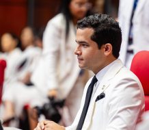 Omar Fernández cuestiona nueva deuda por US$2,750 millones, mientras hay US$3,700 millones de préstamos anteriores sin ejecutar