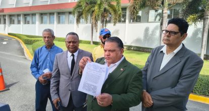 Organizaciones impugnan en el TC proyecto contra eliminación de candidaturas independientes