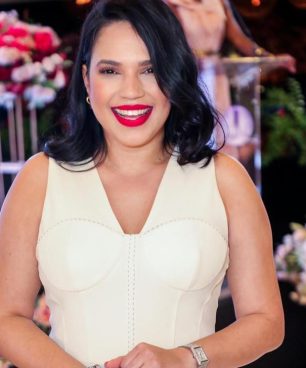 Dra. Tammy Toribio participa en el panel “Mujer de Pie”, celebrado en el Atrio Central de Downtown Center