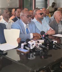 Transporte público mantendrá precios del pasaje pese a crisis internacional por guerra en Medio Oriente