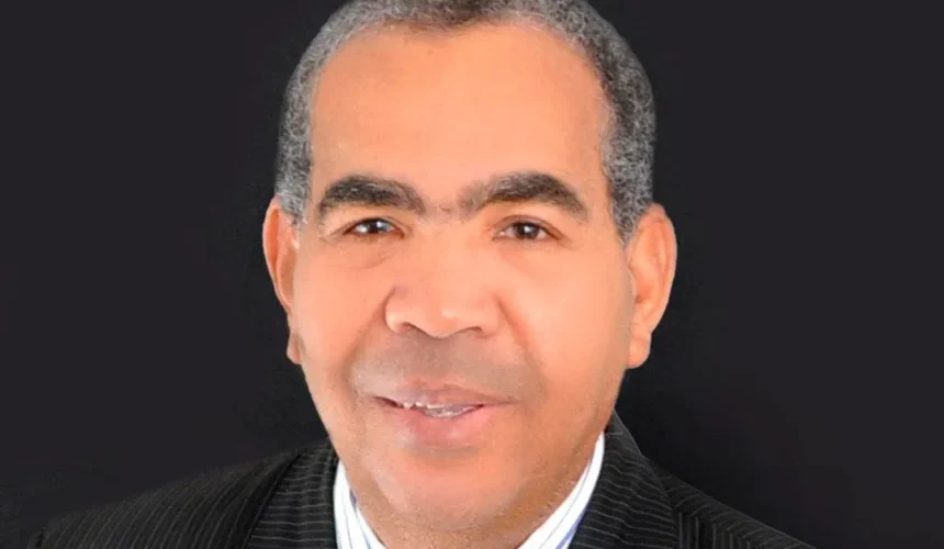 El Dr. Abinader y 60 años de la O&M