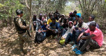 En operativos de interdicción Ejército detiene a 65 haitianos en condición migratoria irregular en Montecristi