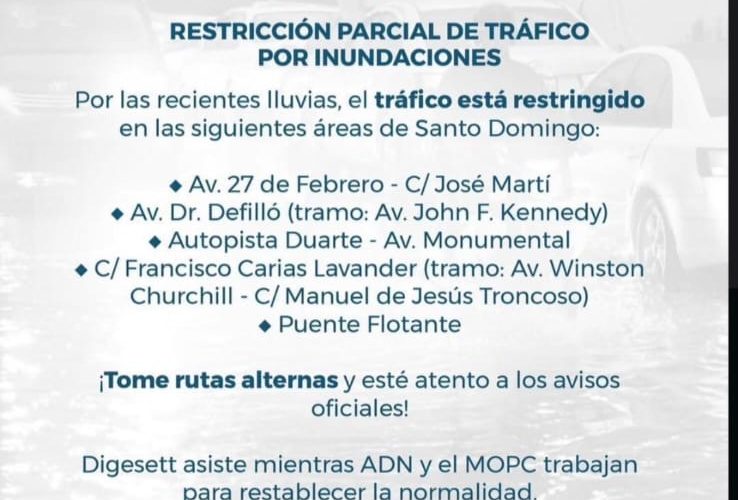 Restringen tránsito en varias vías de Santo Domingo por inundaciones